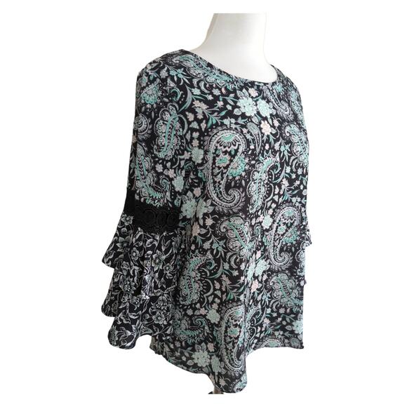 Est. 1946 Floral Bell Sleeve Blouse Size M - Picture 2 of 4